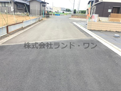 【前面道路含む現地写真】 | 所沢市上新井2丁目　全7区画　3区画