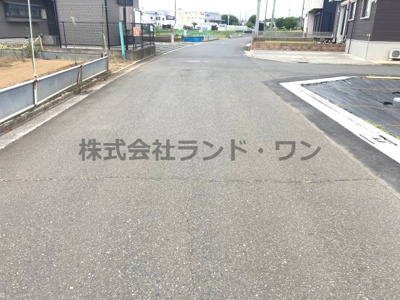 【前面道路含む現地写真】 | 所沢市上新井2丁目　全7区画　3区画