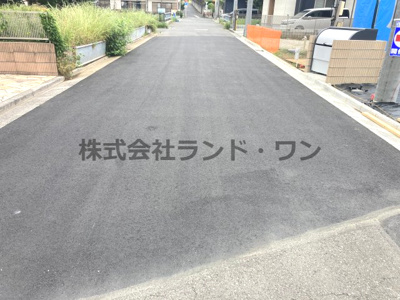 【前面道路含む現地写真】 | 所沢市上新井2丁目　全7区画　3区画