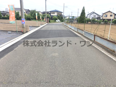 【前面道路含む現地写真】 | 所沢市上新井2丁目　全7区画　3区画