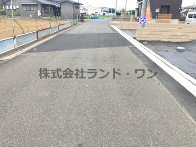 【前面道路含む現地写真】 | 所沢市上新井2丁目　全7区画　3区画