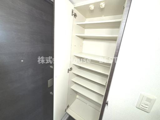 カシータ神戸元町JPの収納