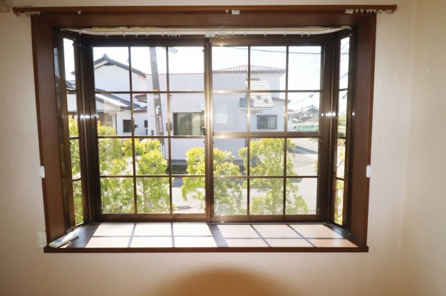 【中古】郡山市台新２丁目　　　　開成小学校、郡山第１中学校の内装