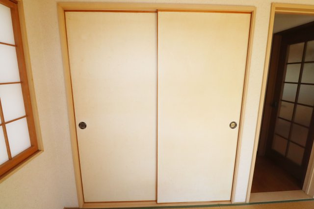 【中古】郡山市台新２丁目　　　　開成小学校、郡山第１中学校の収納