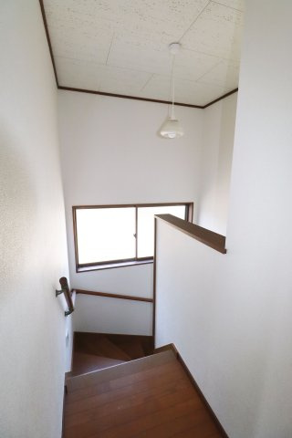 【中古】郡山市台新２丁目　　　　開成小学校、郡山第１中学校の内装