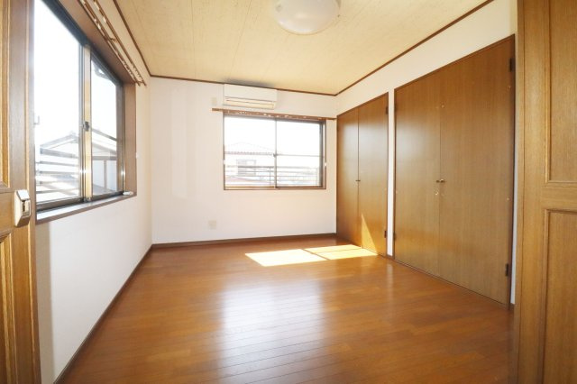 【中古】郡山市台新２丁目　　　　開成小学校、郡山第１中学校の洋室