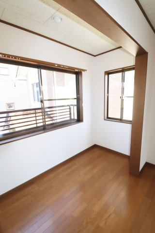 【中古】郡山市台新２丁目　　　　開成小学校、郡山第１中学校の洋室