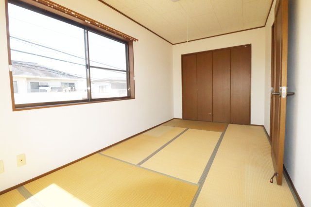 【中古】郡山市台新２丁目　　　　開成小学校、郡山第１中学校の和室