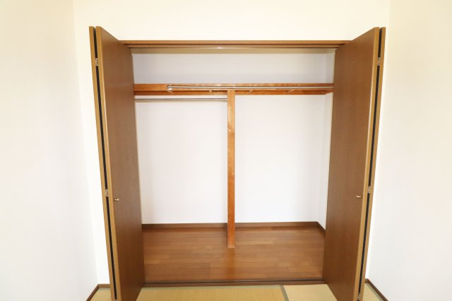 【中古】郡山市台新２丁目　　　　開成小学校、郡山第１中学校の収納