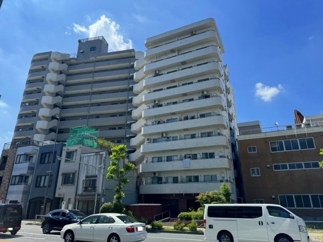 朝日言問マンション　10階　最　上階　角　部屋　リ　ノベーション済の外観