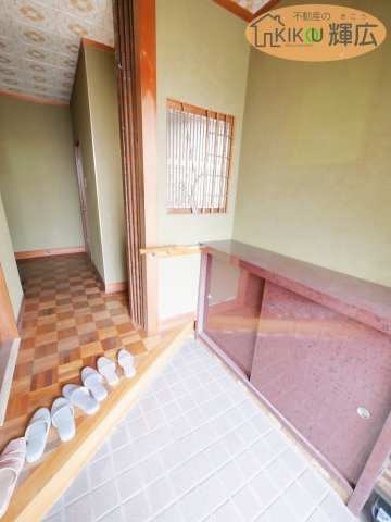 【玄関】 | 姫路市飾磨区富士見ケ丘町　中古戸建