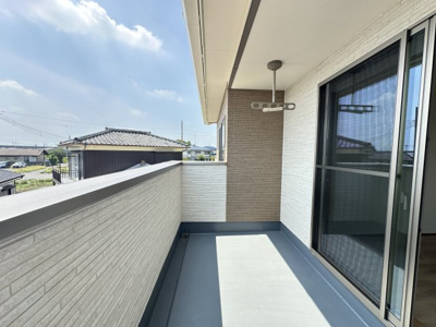 【バルコニー】