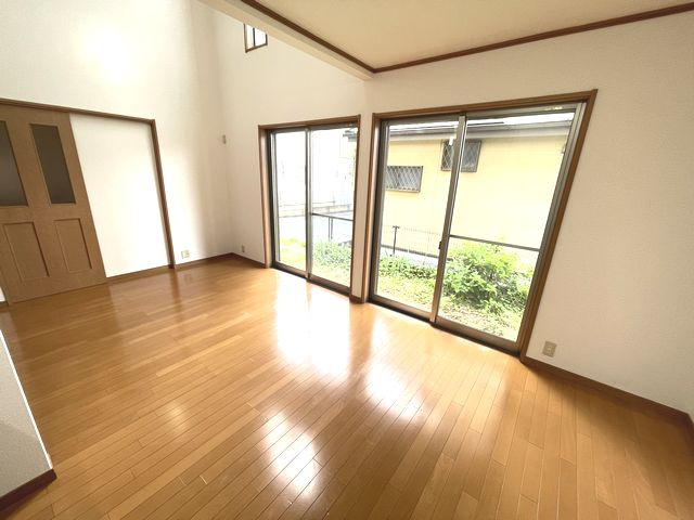 【居間・リビング】 | 熊谷市久下　中古戸建