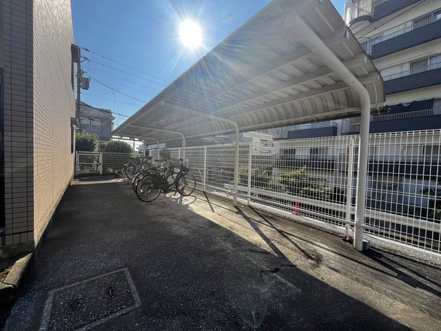 サウスィング上大岡のその他共用部分|敷地内屋根付駐輪場