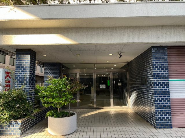 東向島サニーホームズ　5階　角　部屋　リ　ノベーションのエントランス