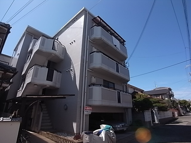 垂水ハイツの外観