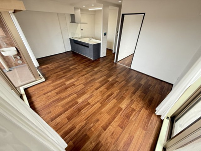 【居間・リビング】 | グラン・パレ大倉山ウエストタワー | ◆ゆったり過ごせる居間です♪◆