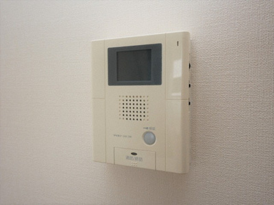 【セキュリティ】 | ドルチェヴィータ北浜 | モニター付きインターホンです