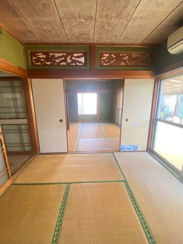 都城市上長飯町の中古一戸建の和室