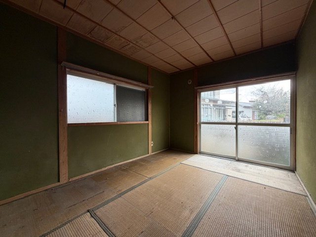 都城市上長飯町の中古一戸建の和室
