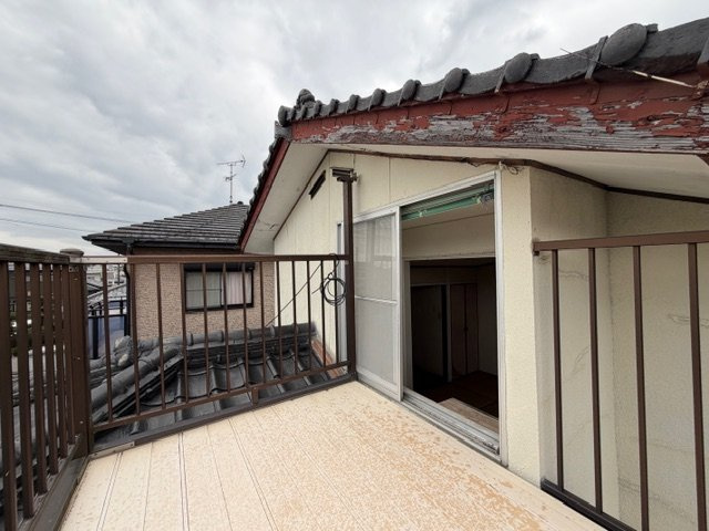 都城市上長飯町の中古一戸建のバルコニー