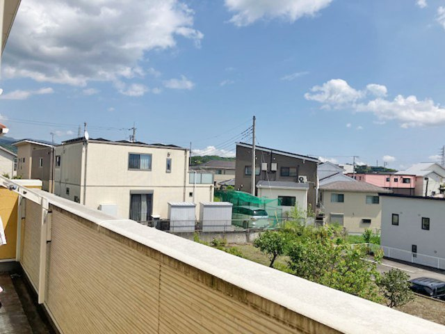【バルコニー】 | 裾野市平松 中古住宅 EH05660 | 裾野市平松　2Fバルコニー