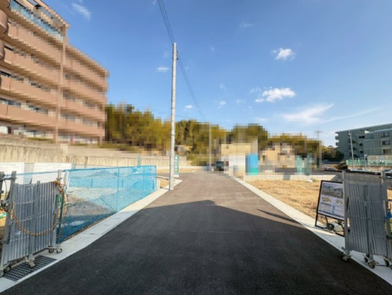 【成約】京都市西京区大枝沓掛町の前面道路含む現地写真|京都縦貫自動車道「沓掛インターチェンジ」が近く、京都市内・亀岡方面へのアクセスも良好です！