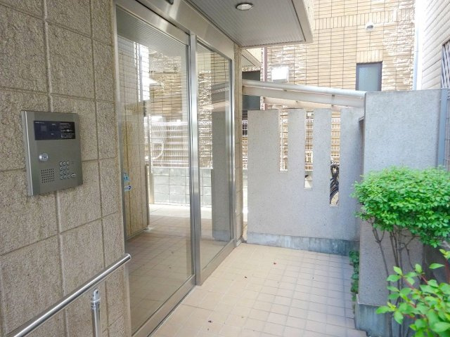 ガーデニア菩提樹のエントランス