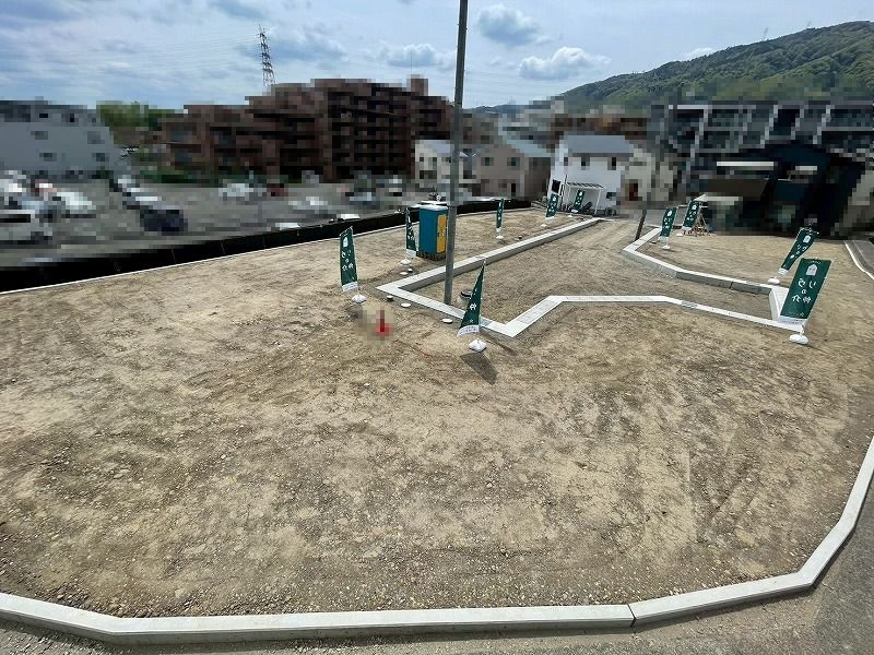 【成約済】京都市西京区大枝沓掛町の周辺|現況は造成中になります！
京都縦貫自動車道「沓掛インターチェンジ」が近く、京都市内・亀岡方面へのアクセスも良好です！