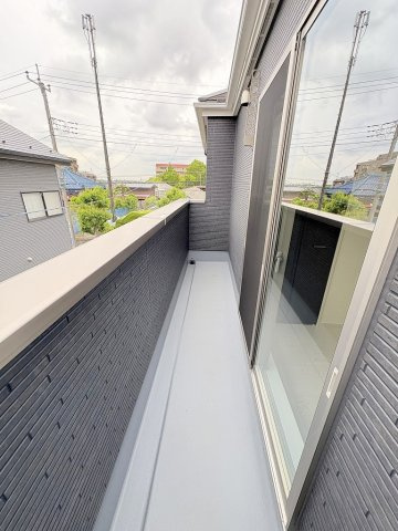 流山市加2丁目　新築戸建　全1棟のバルコニー|西向きバルコニー