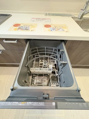 流山市加2丁目　新築戸建　全1棟のキッチン|家事の時短につながる食洗機完備