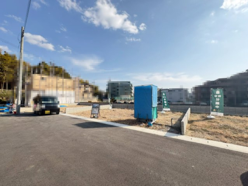 京都市西京区大枝沓掛町の前面道路含む現地写真|土地面積：約86.98㎡（約26.31坪）（令和8年1月撮影）
