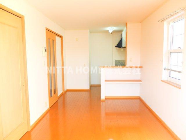 プリマヴェーラ壱番館の内装|温かみのあるお部屋ですよ◎