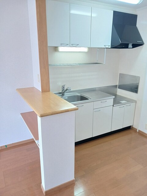 プリマヴェーラ壱番館のキッチン|お料理が楽しくなるキッチンですよね♪