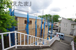 【前面道路含む現地写真】