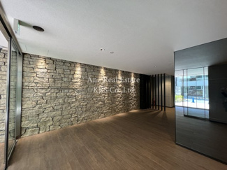 【ロビー】 | 広々空間のロビー