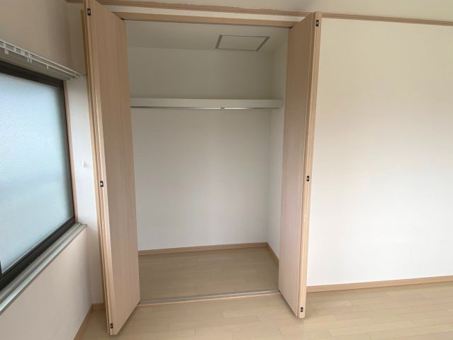 西条市大町　中古住宅の収納