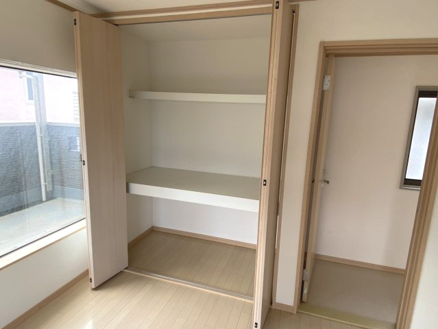 西条市大町　中古住宅の収納