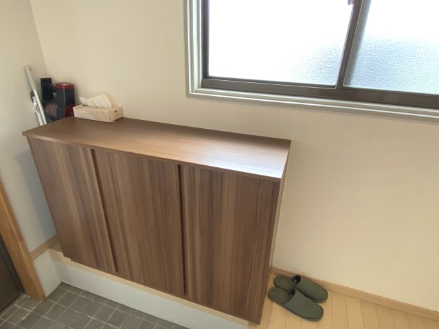 西条市大町　中古住宅の玄関