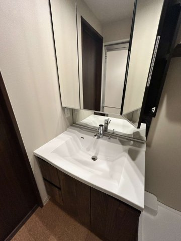 荒川区西日暮里５丁目の賃貸マンション