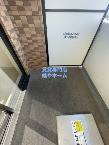 Luxe我孫子Ⅱの玄関|収納もある玄関です