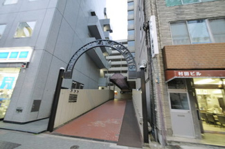 【エントランス】 | 夜間オートロック付きマンション本郷壱岐坂ハイツは即日現地案内可能となっておりますので、お気軽にお問い合わせください！