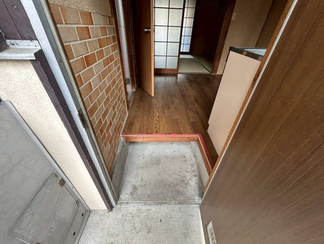 ひまわり荘｜名古屋市の賃貸ならMy賃貸の玄関|ひまわり荘