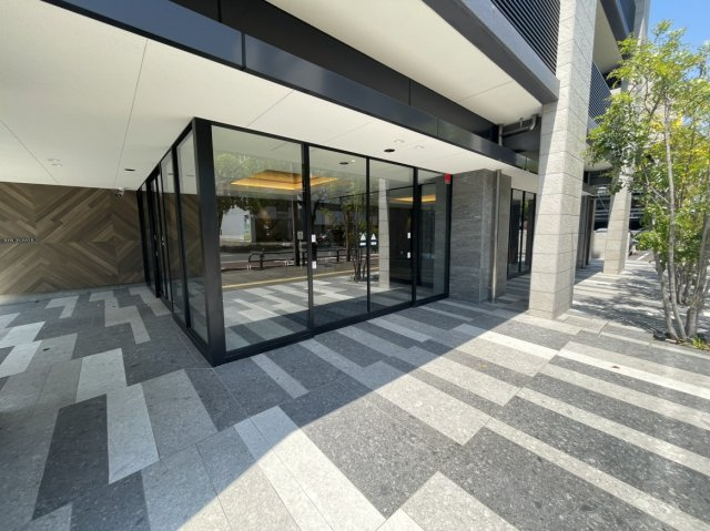 グラディス高松ザ・タワーのエントランス