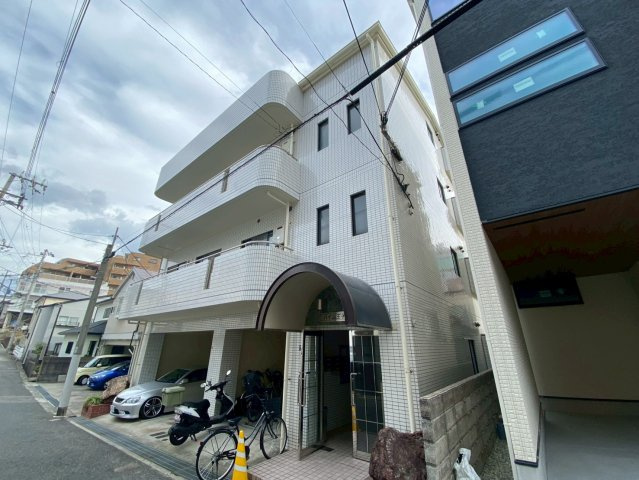 ハイム王子公園の外観