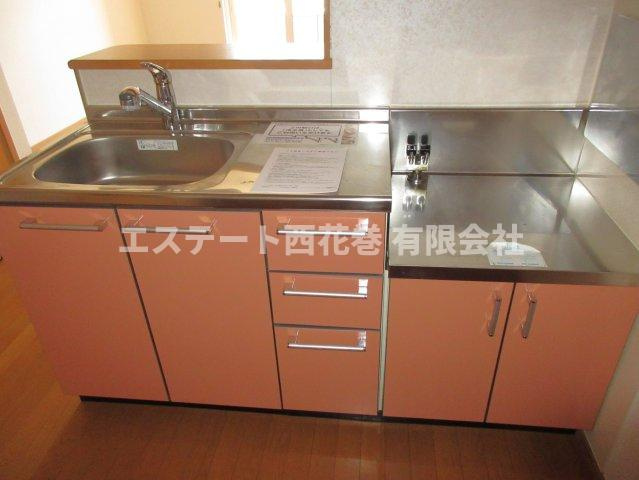 アパルトマン・エムのキッチン