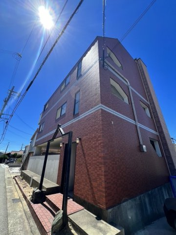 マンションエイトの外観