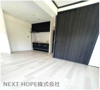 【居間・リビング】 | サンロイヤル南園田 | LDKは12.7帖のゆったり空間です♪リビング収納も有ります！！ぜひ一度現地をご覧下さい！！お気軽にネクストホープ不動産販売までお問い合わせを！！