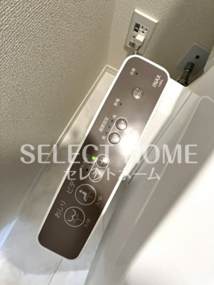  | ル・トリシア