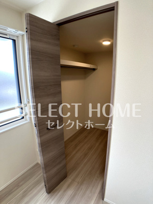  | ル・トリシア